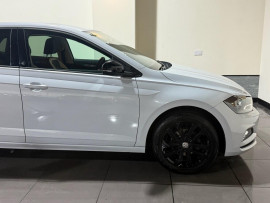 Voiture
                                                                                Volkswagen Polo 1.0 TSI GPF beats Hatchback 5dr Petrol Manual Euro 6 (s/s) (95 ps)