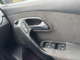 
                                                                                        Voiture
                                                                                         Volkswagen Polo 1.2 MATCH 5D 59 BHP AUTO MOT 11/26 19K PSH