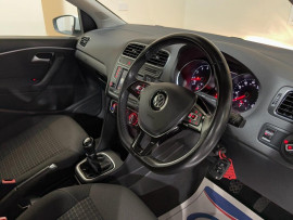 Voiture
Volkswagen Polo 1.2 TSI BlueMotion Tech SE Hatchback 5dr Petrol Manual Euro 6 (s/s) (90 ps)