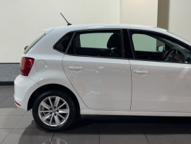Voiture
Volkswagen Polo 1.2 TSI BlueMotion Tech SE Hatchback 5dr Petrol Manual Euro 6 (s/s) (90 ps)
