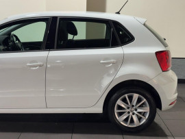 Voiture
Volkswagen Polo 1.2 TSI BlueMotion Tech SE Hatchback 5dr Petrol Manual Euro 6 (s/s) (90 ps)
