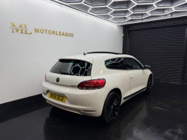 
                                                                                        Voiture
                                                                                         Volkswagen Scirocco 2.0 TDI GT DSG Euro 5 3dr