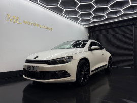 
                                                                                        Voiture
                                                                                         Volkswagen Scirocco 2.0 TDI GT DSG Euro 5 3dr