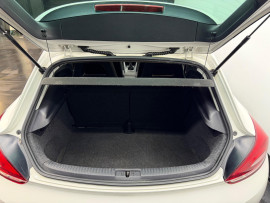 
                                                                                        Voiture
                                                                                         Volkswagen Scirocco 2.0 TDI GT DSG Euro 5 3dr