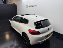 
                                                                                        Voiture
                                                                                         Volkswagen Scirocco 2.0 TDI GT DSG Euro 5 3dr