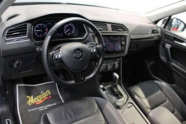 
                                                                                        Voiture
                                                                                         Volkswagen Tiguan 2.0 TDI 190 DSG7 4Motion