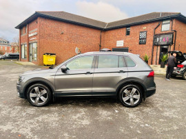 
                                                                                        Voiture
                                                                                         Volkswagen Tiguan 2.0 TDI BlueMotion Tech SEL SUV 5dr Diesel DSG 4Motion Euro 6 (s/s) (150 ps) MOT 2/27 PSH 88K 2 OWNER ULEZ