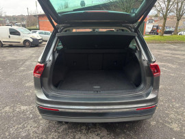 
                                                                                        Voiture
                                                                                         Volkswagen Tiguan 2.0 TDI BlueMotion Tech SEL SUV 5dr Diesel DSG 4Motion Euro 6 (s/s) (150 ps) MOT 2/27 PSH 88K 2 OWNER ULEZ