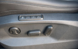 Voiture
Volkswagen Tiguan 2.0 TDI DSG7 4Motion R-Line
