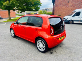
                                                                                        Voiture
                                                                                         Volkswagen UP! Hatchback 1.0 High up! (2014/14) 5dr