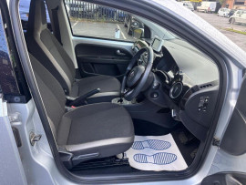 
                                                                                        Voiture
                                                                                         Volkswagen UP! Hatchback 1.0 High up! (2014/14) Hatchback 5dr