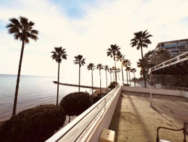
                                                                                        Vente
                                                                                         Vue mer unique – 335 m² port MARBELLA
