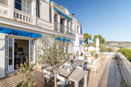 
                                                                                        Vente
                                                                                         Vue panoramique exceptionnelle à couper le souffle