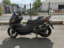 
                                                                                        Moto - Scooter
                                                                                         Zontes 125 X 2026