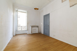 
                                                                                        Vente
                                                                                         .