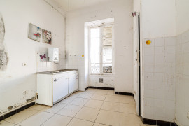 
                                                                                        Vente
                                                                                         .