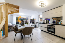 
                                                                                        Vente
                                                                                         .