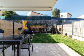 
                                                                                        Vente
                                                                                         .