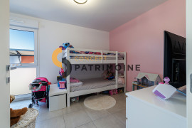 
                                                                                        Vente
                                                                                         .