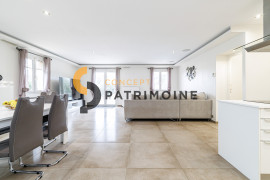 
                                                                                        Vente
                                                                                         .