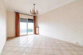 
                                                                                        Vente
                                                                                         .