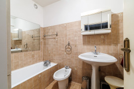 
                                                                                        Vente
                                                                                         .