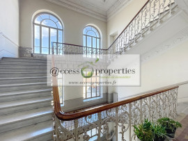 
                                                                                        Vente
                                                                                         .