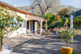 
                                                                                        Vente
                                                                                         .