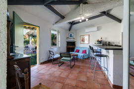 
                                                                                        Vente
                                                                                         .