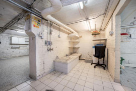 
                                                                                        Vente
                                                                                         .