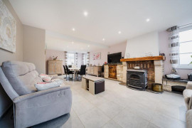 
                                                                                        Vente
                                                                                         .