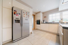 
                                                                                        Vente
                                                                                         .