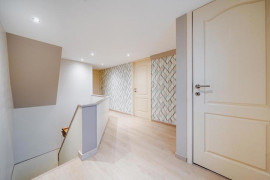 
                                                                                        Vente
                                                                                         .