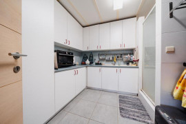 
                                                                                        Vente
                                                                                         .