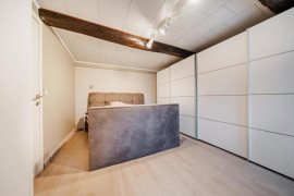 
                                                                                        Vente
                                                                                         .