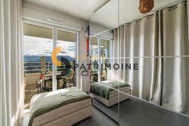 
                                                                                        Vente
                                                                                         .