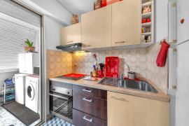 
                                                                                        Vente
                                                                                         .