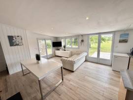 
                                                                                        Vente
                                                                                         .