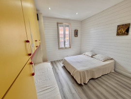 
                                                                                        Vente
                                                                                         .