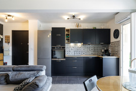 
                                                                                        Vente
                                                                                         .