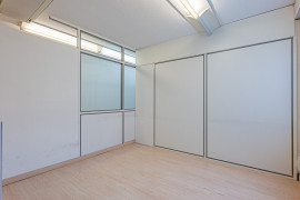 
                                                                                        Vente
                                                                                         .