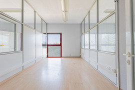 
                                                                                        Vente
                                                                                         .