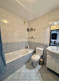 
                                                                                        Vente
                                                                                         .