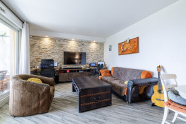 
                                                                                        Vente
                                                                                         .