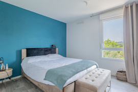 
                                                                                        Vente
                                                                                         .