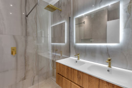 
                                                                                        Vente
                                                                                         .