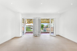 
                                                                                        Vente
                                                                                         .