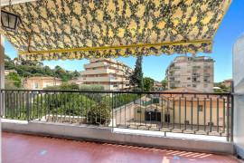 
                                                                                        Vente
                                                                                         .