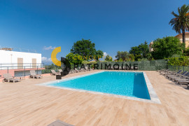 
                                                                                        Vente
                                                                                         .