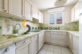 
                                                                                        Vente
                                                                                         .